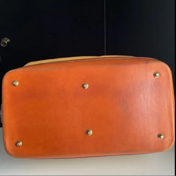 Dooney and Bourke Palomino Leather Norfolk Travel Luggage Bag Carry On - Picture 10 of 16